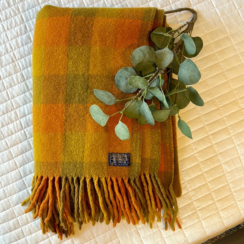Vintage Pendleton 100% Virgin Wool Plaid Throw Blanket Made in USA